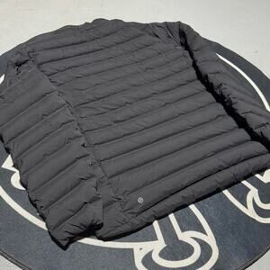 Black Lululemon puffer jacket Navigation 700-Down-Fill Jacket